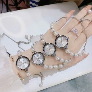 Đồng hồ nữ mặt tròn, dây ngọc trai rút tùy chỉnh Gossie Ngọc Rút