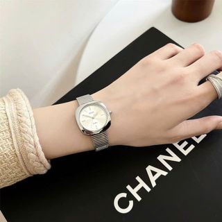 Đồng hồ nữ mặt vuông bo tròn, dây mành kim loại tùy chỉnh Naidu