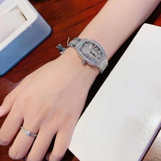Đồng hồ nữ mặt bầu full đá, dây kim loại 2 màu vàng - trắng Gossie Bầu Đá