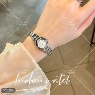 Đồng hồ nữ mặt tròn đính đá, dây kim loại sang trọng Gossie Hoa Mai