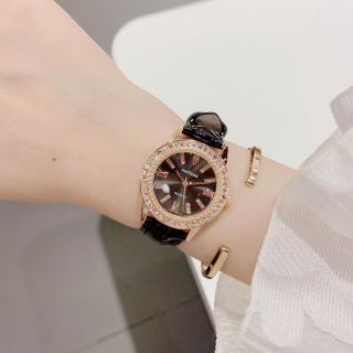 Đồng hồ nữ mặt tròn đính đá, dây da 4 màu trắng - xanh - đỏ - đen Melisa