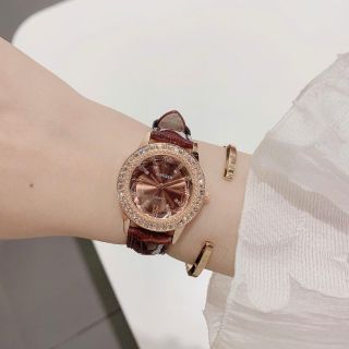 Đồng hồ nữ mặt tròn đính đá, dây da 4 màu trắng - xanh - đỏ - đen Melisa