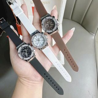 Đồng hồ nữ mặt tròn viền đá, thiết kế 3 núm 4 màu nâu - trắng - đen - hồng Davena 3 Núm