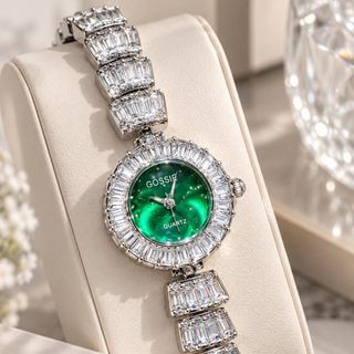 Đồng hồ nữ mặt tròn đính đá, dây kim loại bạc sang trọng Gossie Ziccor
