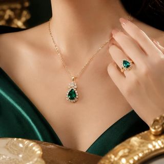 Set trang sức nữ đá xanh giọt lệ viền đá sang trọng mạ vàng Set Giọt Lệ Hoàng Kim
