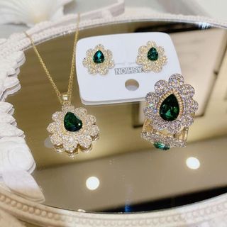 Set trang sức nữ đá lục bảo giọt lệ, viền đá hoa sang trọng Set Lục Bảo