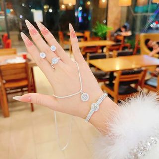 Set trang sức nữ đính đá tone bạc sáng sang trọng Silver Glow