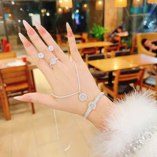 Set trang sức nữ đính đá tone bạc sáng sang trọng Silver Glow