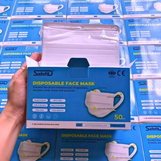 Thùng khẩu trang y tế 4 lớp Safefit (50 hộp x 50 chiếc)