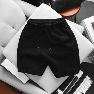 Loose Short With Stripe. Chất 100% cotton nỉ cua.