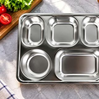KHAY CƠM INOX 5 NGĂN CÓ VỊ TRÍ ĐỂ MUỖNG VÀ NẮP (T100)
