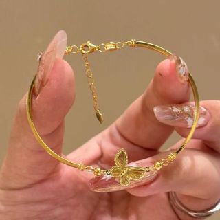 Vòng tay nữ hồ điệp tone vàng thanh lịch Vòng Tay Hồ Điệp