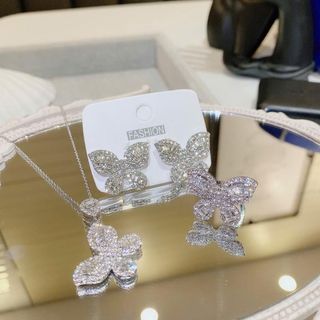 Set trang sức nữ hình bướm đính đá tone bạc sang trọng Set Butterfly Blink