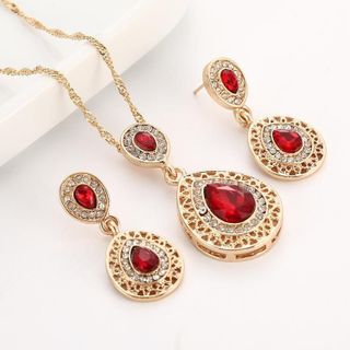 Set trang sức nữ đá ruby đỏ giọt lệ viền đá tone vàng sang trọng Set Ruby Nữ Hoàng