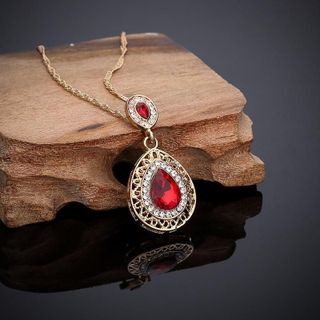 Set trang sức nữ đá ruby đỏ giọt lệ viền đá tone vàng sang trọng Set Ruby Nữ Hoàng