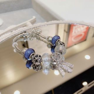 Vòng tay nữ charm xanh bạc đính đá phong cách Pandora sang trọng