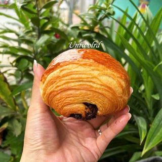 NGUỒN SỈ F&B BÁNH CROISSANT & PAIN AU CHOCOLATE CẤP ĐÔNG UNIWORLD – GIẢI PHÁP TỐI ƯU CHO QUÁN CAFE & TIỆM BÁNH