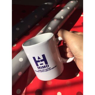 Ly sứ trắng thường in hình theo yêu cầu – In ảnh cá nhân – Con Hiu Hồng Gift