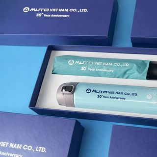 Set quà tặng bao gồm bình giữ nhiệt và ô dù (in theo yêu cầu)