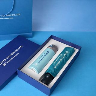 Set quà tặng bao gồm bình giữ nhiệt và ô dù (in theo yêu cầu)