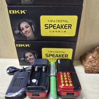 Máy nghe nhạc, máy nghe kinh phật, máy học tiếng Anh BKK B867 2 pin