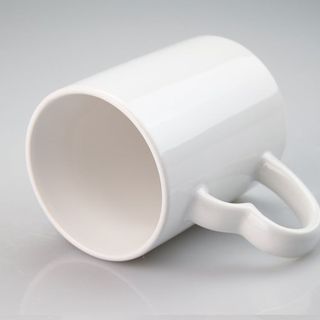 Ly sứ trắng quai trái tim - Con Hiu Hồng Gift