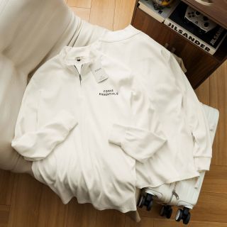 Áo Sweater tay dài Fofas. Chất vải cotton co giãn thoải mái.