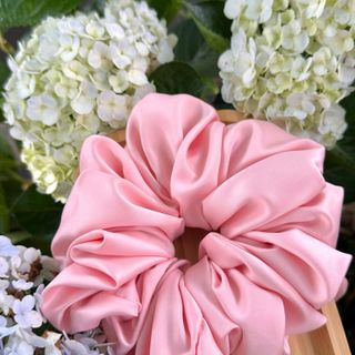 Cột tóc Scrunchies vải lụa Satin size 16cm bồng bềnh xinh xắn