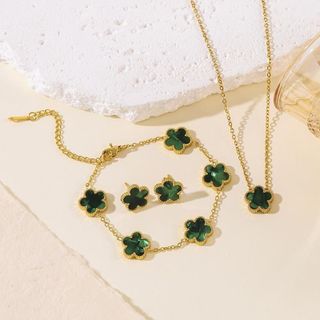 Set đồng hồ nữ Gossie cỏ bốn lá huỳnh quang xanh phối dây chuyền, bông tai, vòng tay