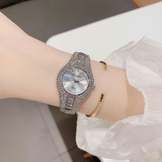 Set đồng hồ nữ Yunkou tròn phối dây chuyền, bông tai mắt mèo cỏ bốn lá thanh lịch Set Yunkou Tròn Mắt Mèo Cỏ Bốn Lá
