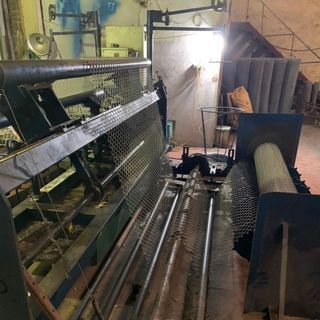 Lưới bọc nhựa pvc, Lưới b40 bọc nhựa, Lưới hàng rào sân bóng có sẵn