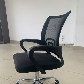 Các loại ghế xoay văn phòng, giá sỉ rất tốt , cạnh tranh trên thị trường hiện nay.