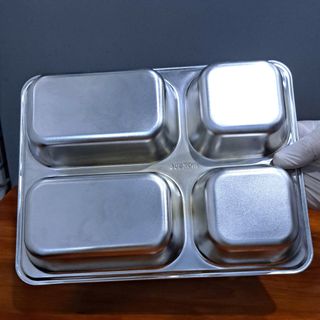 KHAY ĐỰNG THỨC ĂN BẰNG THÉP KHÔNG GỈ SUS 304 KÍCH THƯỚC 28 X 22 X 4 CM
