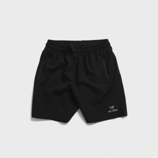 Quần short 2 lớp, chất xi giãn 4c.