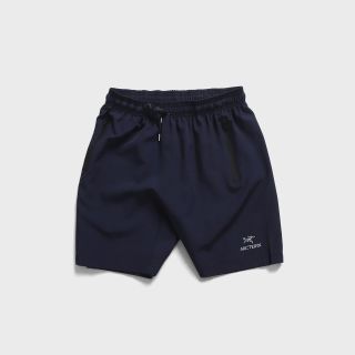 Quần short 2 lớp, chất xi giãn 4c.