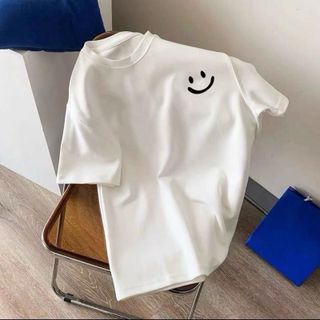 Cooling Ice Silk T-Shirt, Loose Fit Quick-Dry Summer Tee, Minimalist Smiley