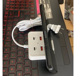 C55 – Củ/Cốc Sạcgồm 4 Cổng 2 USB 5,1A và 2 PD20W Cho Điện Thoại Di Động