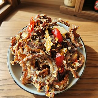 [Vị rim me chua ngọt] Hũ 250g Bò Gù Rim Me vị chua ngọt, làm từ bao tử cá ngừ đại dương sấy khô chiên giòn, snack ăn vặt, ăn liền