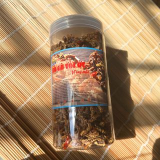 [Vị tỏi ớt cay mặn] Hũ 250gr Bò Gù Tỏi Ớt, bao tử cá ngừ đại dương sấy khô giòn tẩm vị cay mặn -Nông Sản Dũng Ca