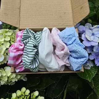 Combo 5 cái cột tóc Scrunchies xinh xắn bồng bềnh