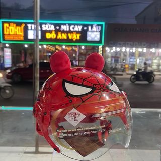 Mũ bảo hiểm thể thao cho bé , có kính chắn gió cho bé từ (1-3)và(3-8)tuổi đạt chuẩn
