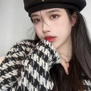 Mũ Beret, nón beret hình chữ V