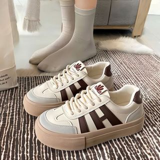 ✨GIÀY SNEAKER HI PHỐI SỌC NGÔI SAO – ĐƠN GIẢN MÀ NỔI BẬT, HOT TREND