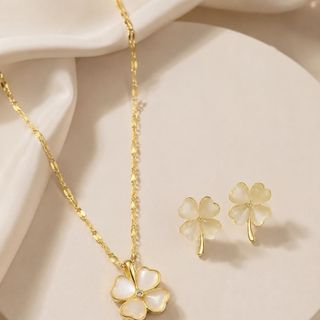 Set đồng hồ nữ dây Mâm Xôi phối trang sức mắt mèo cỏ bốn lá Gossie – Set Yunkou Mâm Xôi Mắt Mèo Cỏ Bốn Lá
