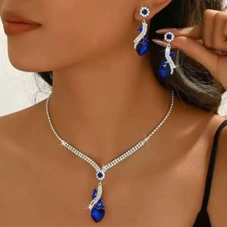 Set đồng hồ nữ phối trang sức Sapphire xanh trái tim sang trọng Gossie – Set Kim Cương Sapphire Tình Yêu
