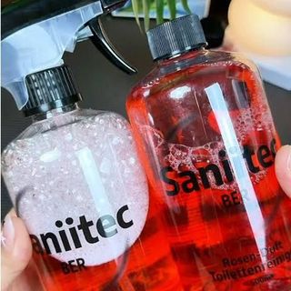 Chai xịt tẩy rửa bồn cầu và nhà vệ sinh Saniitec