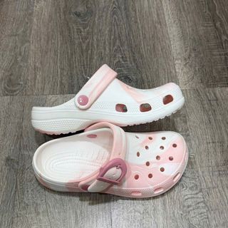 Chuyên cung cấp sỉ dép, chất liệu EVA chính hãng 9-10 đúc nguyên khối from chuẩn đẹp