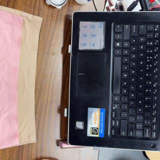 Quần lót thun lạnh đúc su không đường may 05 ( có VAT ) IN LOGO THEO YÊU CẦU