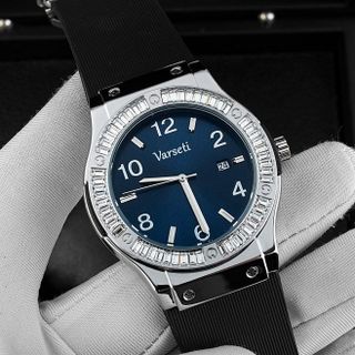 [ VARSETI X VVK ] M270 – Đồng hồ pin Varseti nam dây cao su – Mặt xanh sang trọng, viền đính đá nổi bật, phong cách thể thao – doanh nhân hiện đại