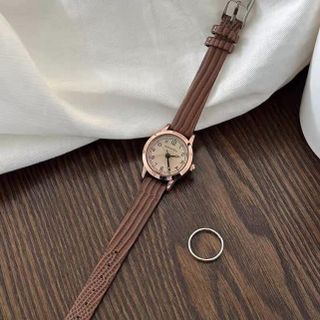 B32 - ĐỒNG HỒ DOUKOU XINH ĐẸP RỄ PHỐI ĐỒ